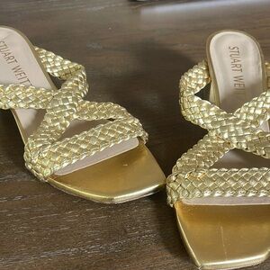 Stuart Weitzman gold kitten heels